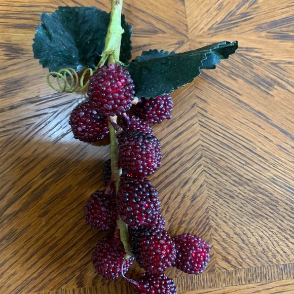 VTG 5 PCs BEADED/JEWELED/GOLD ARTIFICIAL FRUIT - Picture 2 of 5